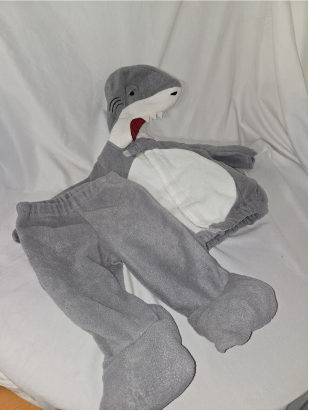 Old Navy 0-6 Month Baby Shark Halloween Costume Gray Hooded
